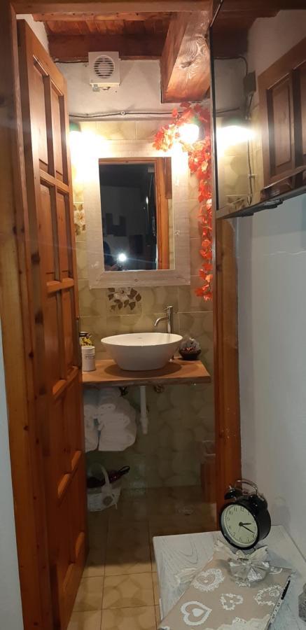 Ca' Du Barbe: Tra Le Alpi E Il Mare Villa Mendatica Buitenkant foto
